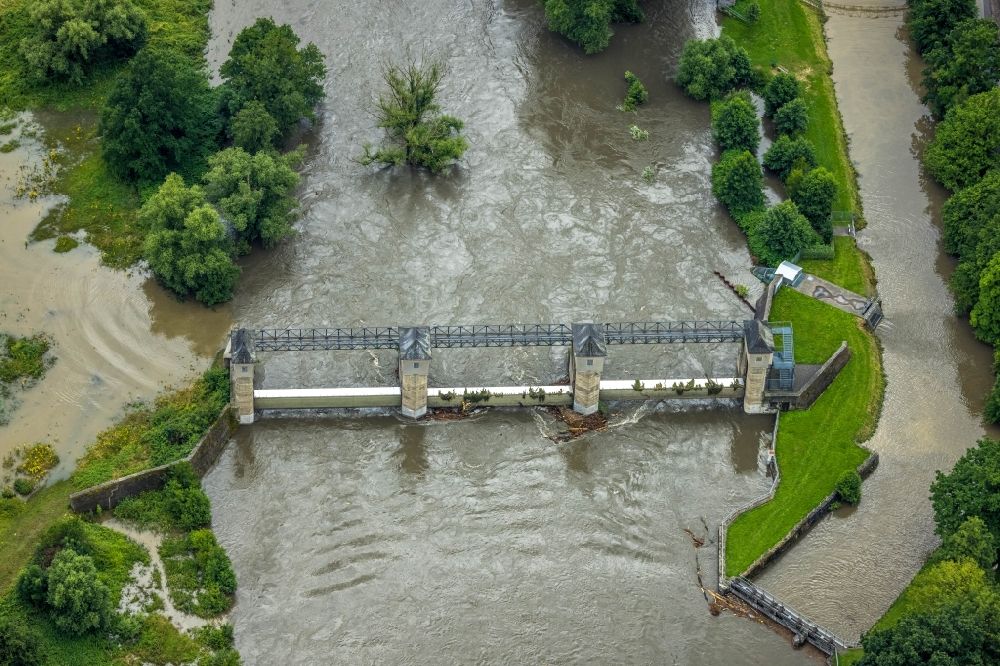 Aerial photograph Wickede (Ruhr) - Flood on the hydroelectric power plant on the river Ruhr in Wickede (Ruhr) in the state of North Rhine-Westphalia, Germany