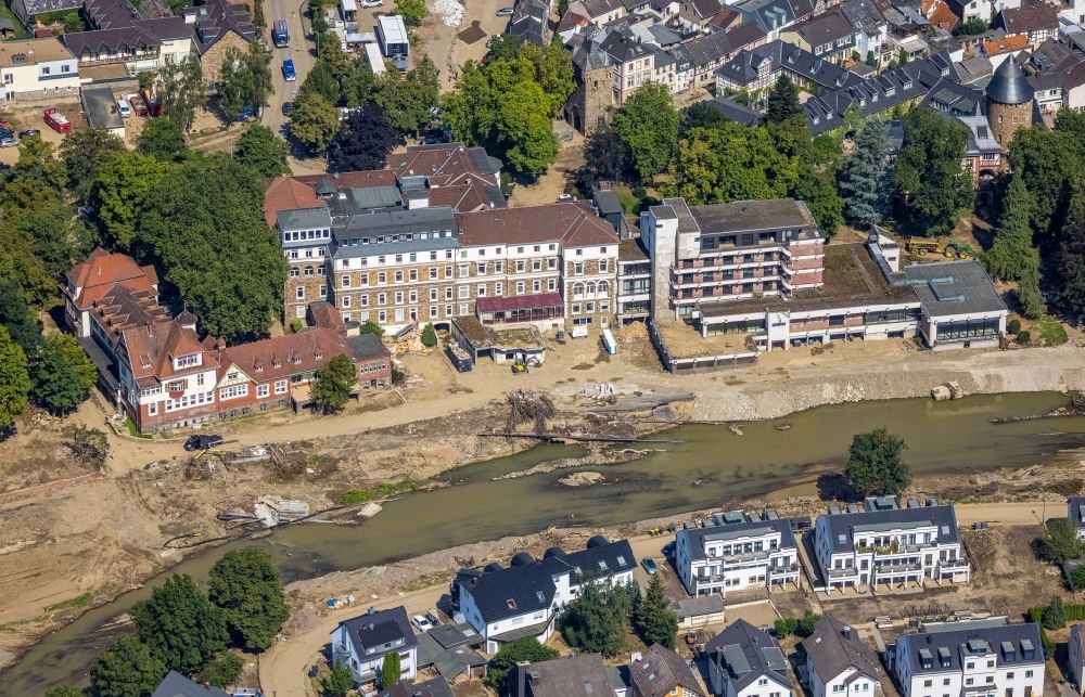 Aerial photograph Bad Neuenahr-Ahrweiler - Flood damage and reconstruction construction sites in the floodplain on riverside of Ahr in Bad Neuenahr-Ahrweiler in the state Rhineland-Palatinate, Germany