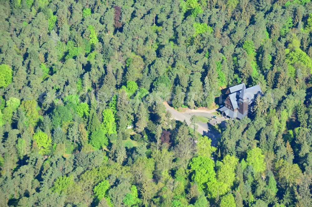 Aerial image Stahnsdorf - Wooden chapel on the Southwest-cemetery in Stahnsdorf in the state of Brandenburg. The cemetery of the Berlin synod has been built in 1909, is widely covered in forest and known as a celebrity cemetery