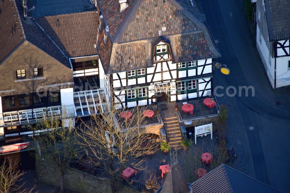 Aerial photograph Stadt Blankenberg - Historic Hotel and Restaurant Haus Sonnenschein in the city of Blankenberg in the state North Rhine-Westphalia, Germany