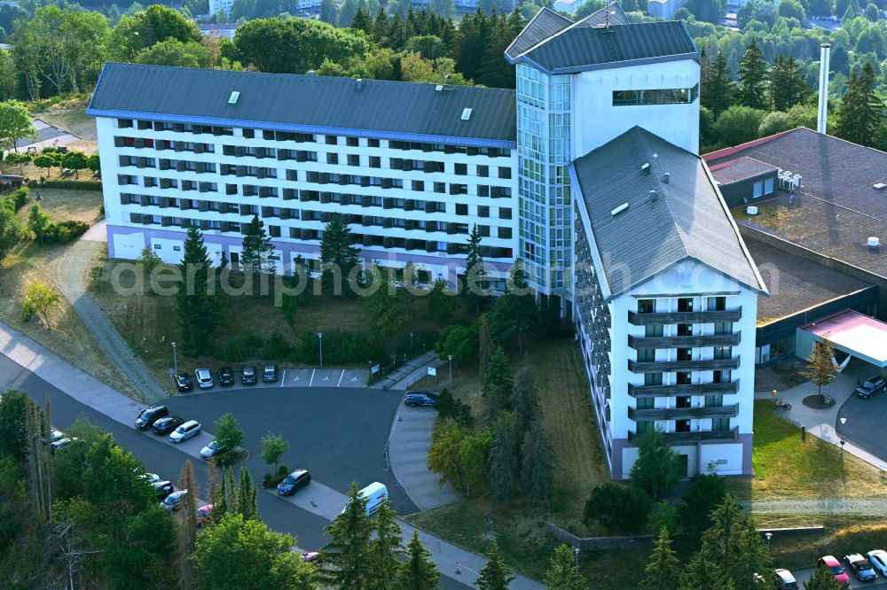 Suhl from the bird's eye view: Complex of the hotel building Ringberghotel on street Ringberg in Suhl at Thueringer Wald in the state Thuringia, Germany