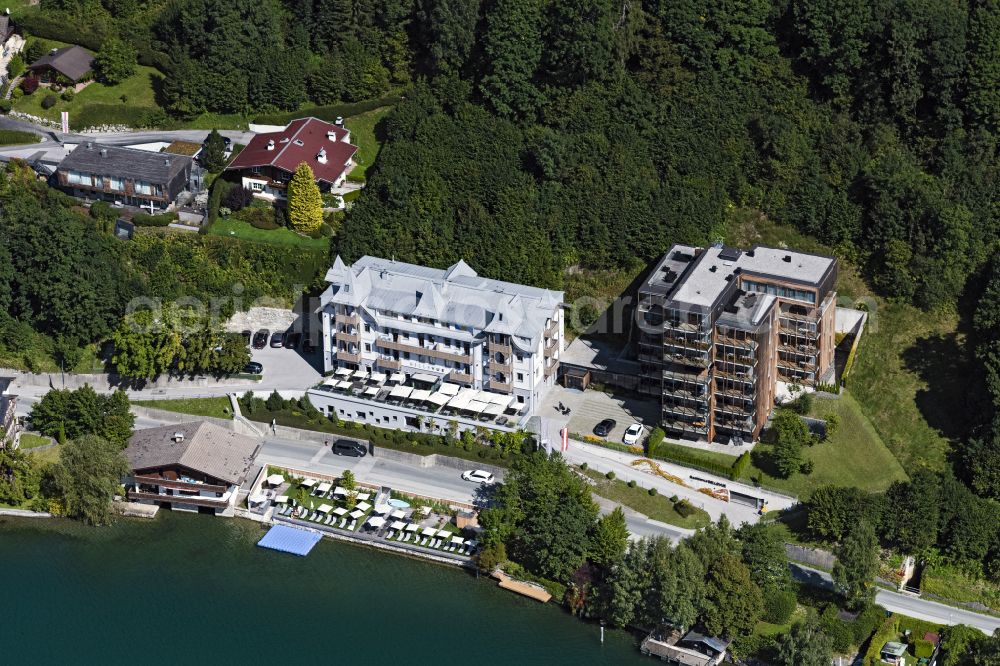 Zell am See from the bird's eye view: Complex of the hotel building Seehotel Bellevue and Residence Bellevue in Zell am See in the Alps in Salzburg, Austria