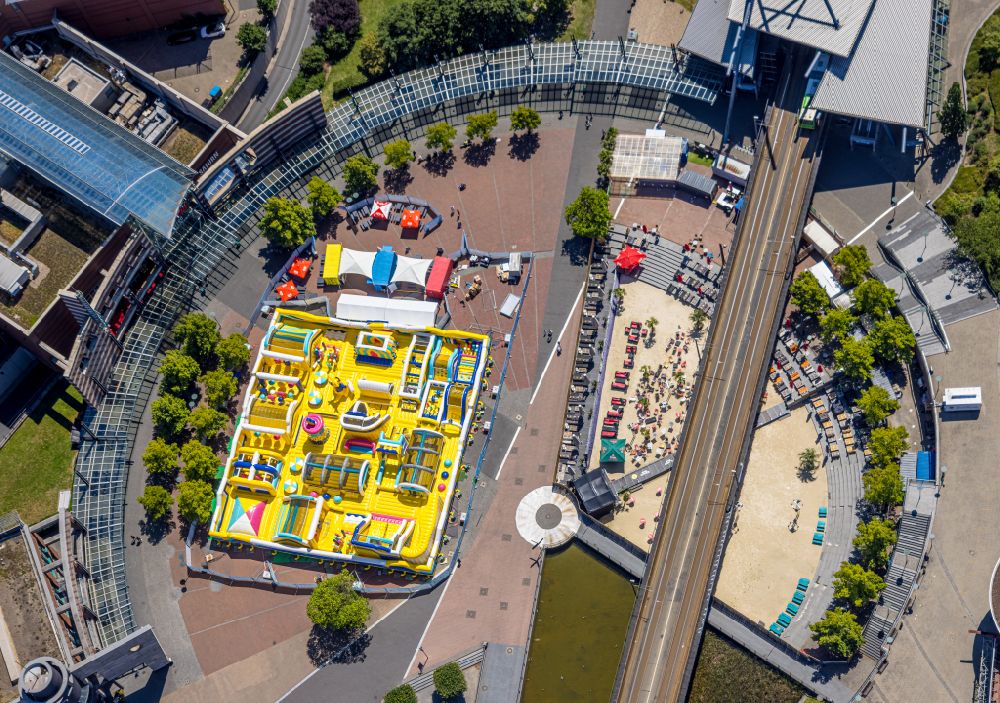 Oberhausen from above - Bouncy castle facility on the square ensemble of the Platz der Guten Hoffnung in the city center in Oberhausen in the state North Rhine-Westphalia, Germany