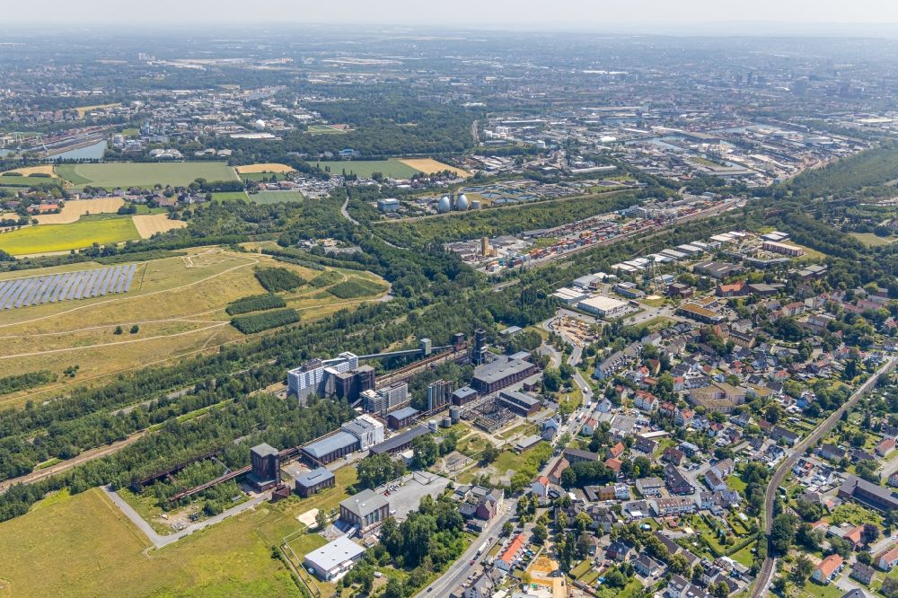 Dortmund from the bird's eye view: Industrial monument of the disused technical facilities on the former site of the Kokerei Hansa in Dortmund in the state North Rhine-Westphalia, Germany