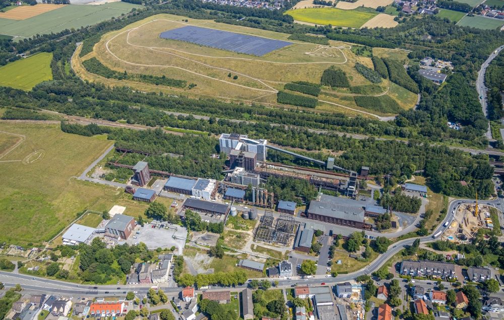 Dortmund from the bird's eye view: Industrial monument of the disused technical facilities on the former site of the Kokerei Hansa in Dortmund in the state North Rhine-Westphalia, Germany