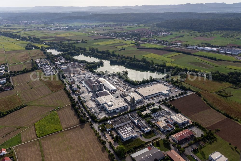 Hirschau from above - Industrial and commercial area on Baggersee with Wabra GmbH, Aicheler & Braun GmbH, Betonwerk, Flonmer Bauunternehmung, Haendle Haerterei GmbH,Beton Kemmler GmbH, in Hirschau in the state Baden-Wuerttemberg, Germany
