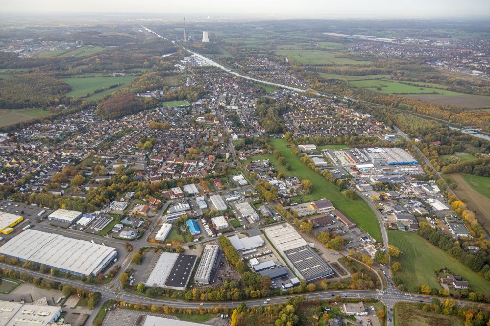 Aerial image Bergkamen - Industrial and commercial area on street Ruenther Strasse in Bergkamen at Ruhrgebiet in the state North Rhine-Westphalia, Germany