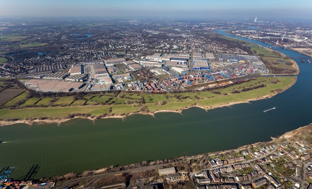 Duisburg from above - Industrial and commercial area along the Bliersheimer Strasse - Bismarckstrasse - Osloer Strasse - Europaallee overlooking the container port in Duisburg at Ruhrgebiet in the state North Rhine-Westphalia, Germany