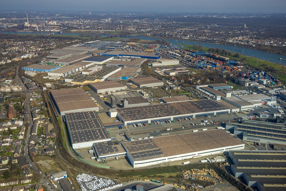 Aerial photograph Duisburg - industrial and commercial area along the Bliersheimer Strasse - Bismarckstrasse in Duisburg in the state North Rhine-Westphalia, Germany