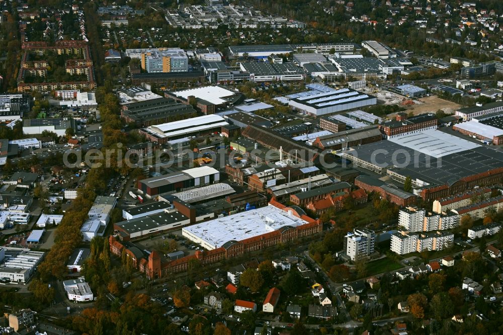 Aerial image Berlin - Industrial and commercial area on Eichborndamm in the district Reinickendorf in the district Borsigwalde in Berlin, Germany