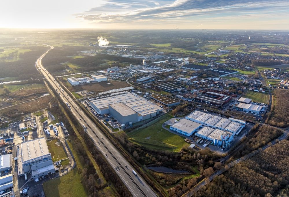 Aerial image Hamm - Industrial and commercial area along the motorway BAB A2 - Kranstrasse in the district Uentrop in Hamm at Ruhrgebiet in the state North Rhine-Westphalia, Germany