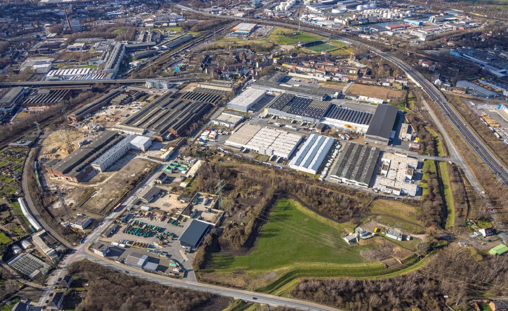 Aerial photograph Gelsenkirchen - Industrial zone and industrial area of Industrial park Berlin bridge with the production halls of the REMONDIS PET Recycling GmbH in Gelsenkirchen in the federal state North Rhine-Westphalia, Germany
