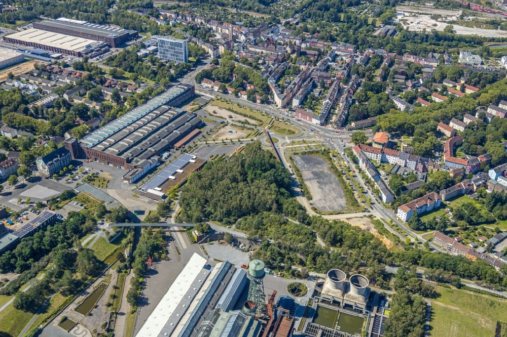 Bochum from the bird's eye view: Industrial and commercial area between Bessemerstrasse - Alleestrasse - Obere Stahlindustrie in Bochum in the state North Rhine-Westphalia, Germany