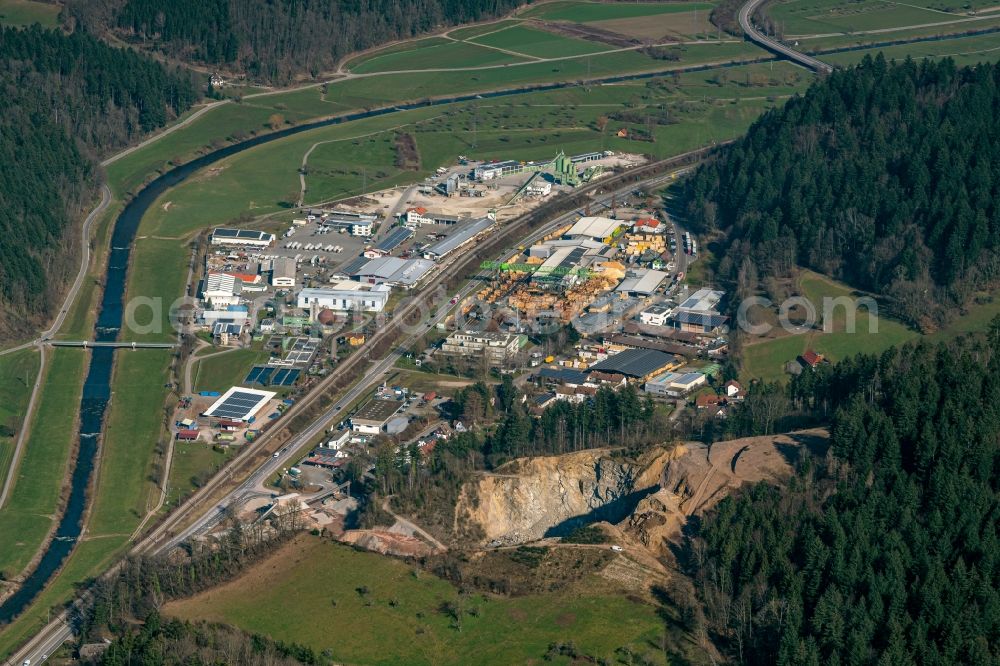 Aerial photograph Hausach - Industrial and commercial area Im Kinzigtal , westlich von Hausach on B33 in Hausach in the state Baden-Wuerttemberg, Germany
