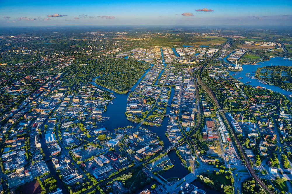 Aerial photograph Hamburg - Industrial and commercial area on Muehlenhagen in the district Rothenburgsort in Hamburg, Germany