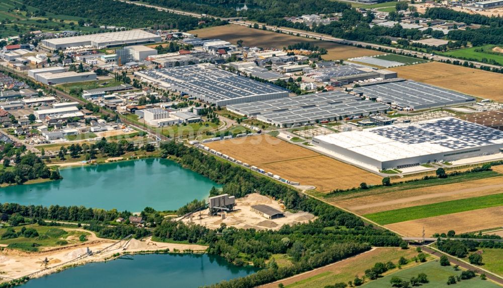 Aerial photograph Muggensturm - Industrial and commercial area on A5 with IHLE tires GmbH in Muggensturm in the state Baden-Wuerttemberg, Germany