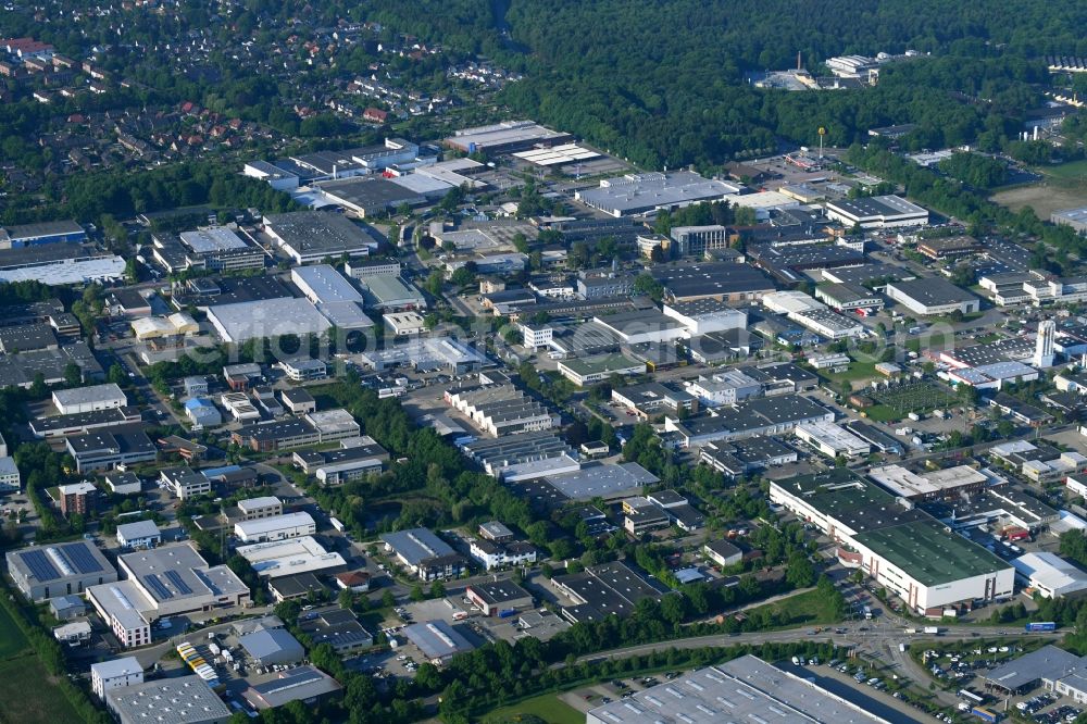Aerial photograph Reinbek - Industrial and commercial area along Gutenbergstrasse in Reinbek in the state Schleswig-Holstein, Germany