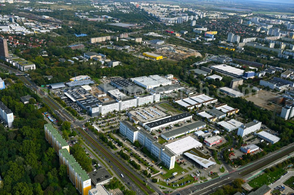 Aerial image Berlin - Industrial and commercial area Rhinstrasse - Alle of Kosmonauten in the district Marzahn in Berlin, Germany
