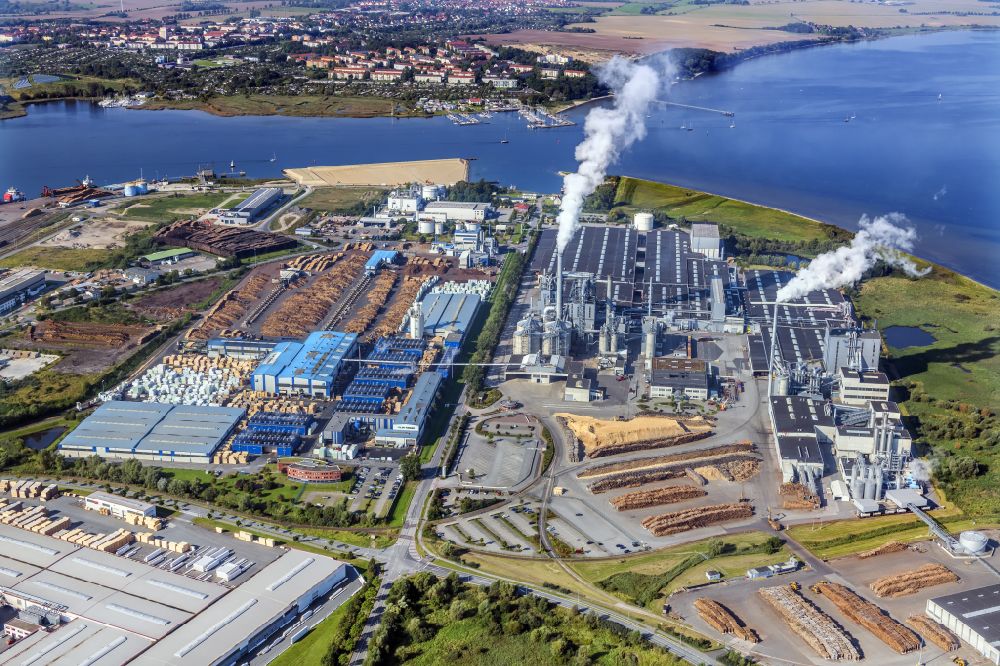 Aerial image Wismar - Industrial and commercial area of the company Egger Holzwerkstoffe Wismar GmbH & Co. KG in Wismar in the state Mecklenburg - Western Pomerania