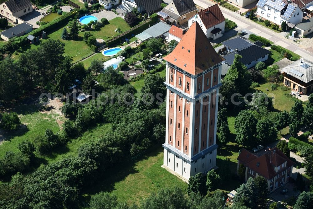 Aerial photograph Aken - Building of industrial monument water tower in Aken in the state Saxony-Anhalt