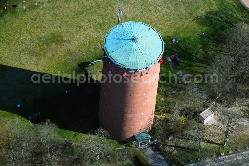 Ludwigsburg from the bird's eye view: Building of industrial monument water tower on Roemerhuegelweg in Ludwigsburg in the state Baden-Wurttemberg, Germany