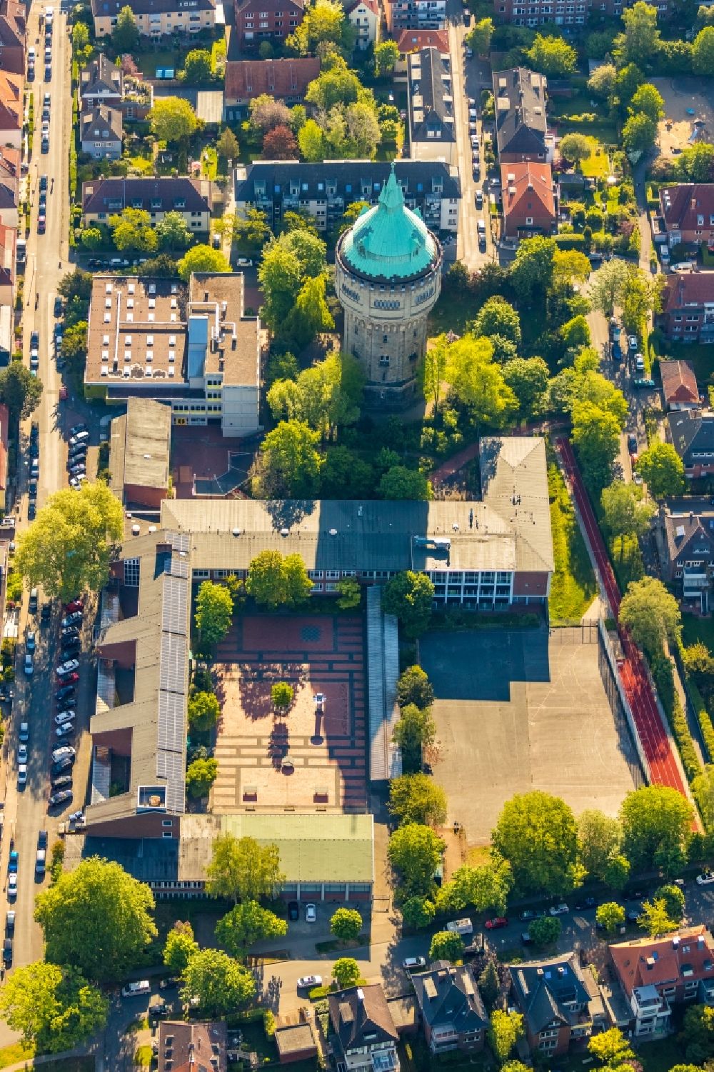 Aerial image Münster - Building of industrial monument water tower in the district Geist in Muenster in the state North Rhine-Westphalia, Germany