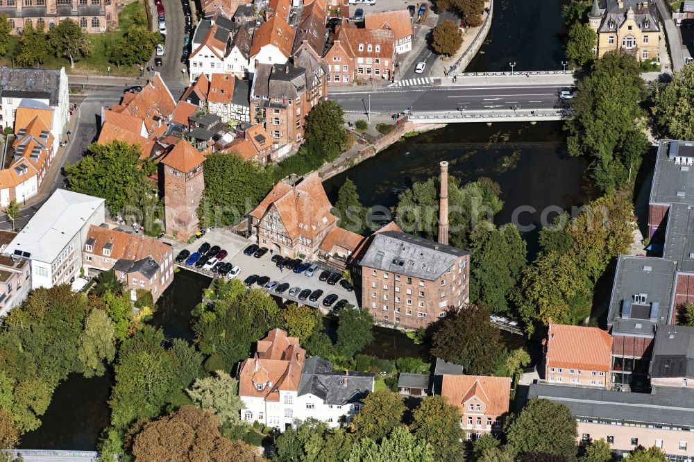 Aerial photograph Lüneburg - Building of industrial monument water tower and Ratsmuehle in Lueneburg in the state Lower Saxony, Germany