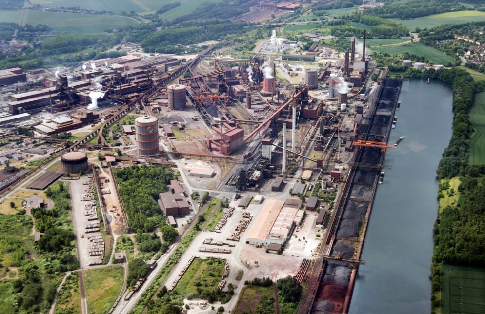 Salzgitter from the bird's eye view: Industrial area of the steel mill of Salzgitter AG in Salzgitter in Lower Saxony