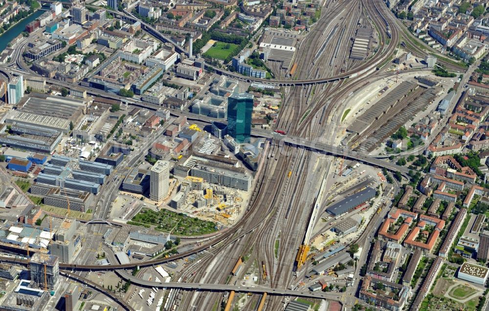 Zürich from the bird's eye view: View of the Industriequartier in Zurich in the Switzerland. The interchange of Zurich is located in the Industriegebiet