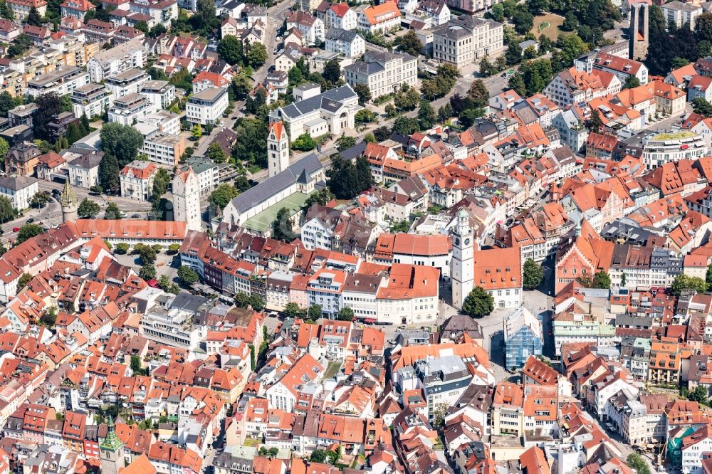 Aerial image Ravensburg - Down town area with Blick auf den Gruenen Turm, auf das Frauentor, den Schwoersaal and das Rathaus in Ravensburg in the state Baden-Wurttemberg, Germany