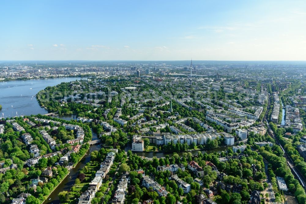 Hamburg from the bird's eye view: City view of the downtown area on the shore areas Aussenalster in Hamburg, Germany