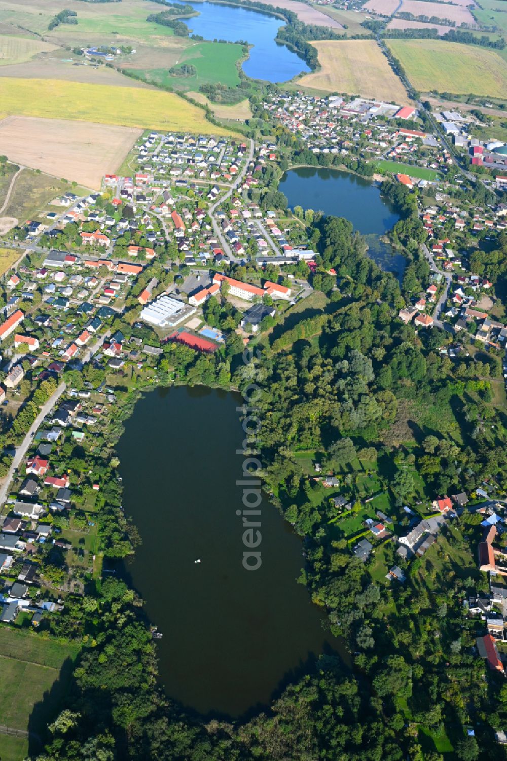 Aerial image Liebenwalde - City view of the downtown area on the shore areas Beverinsee on street Am Weinberg in Liebenwalde in the state Brandenburg, Germany