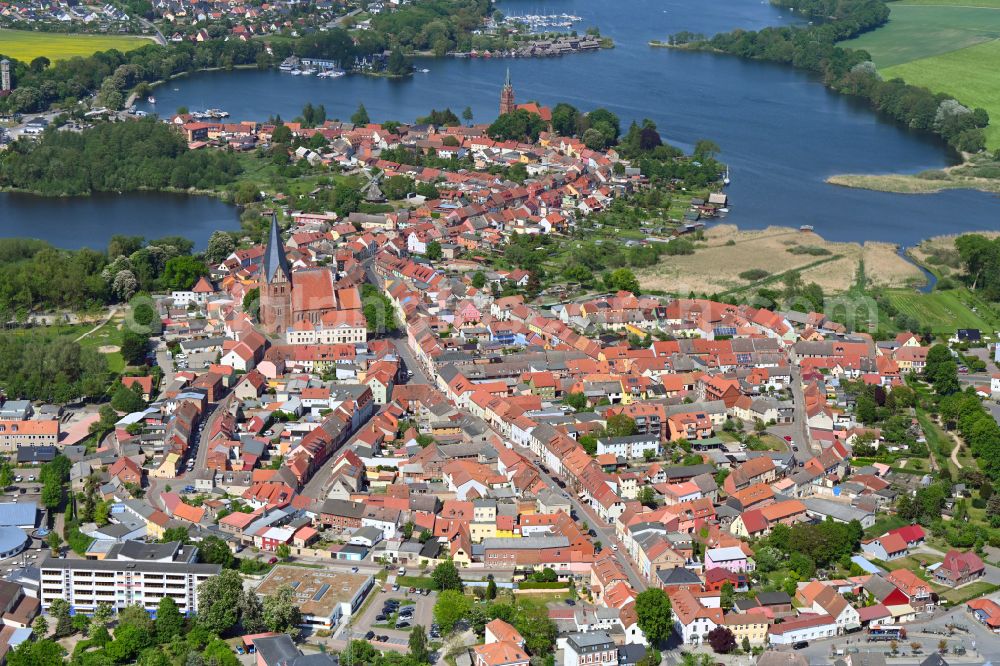 Röbel/Müritz from above - City view of the downtown area on the shore areas of Binnensee in Roebel/Mueritz in the state Mecklenburg - Western Pomerania, Germany
