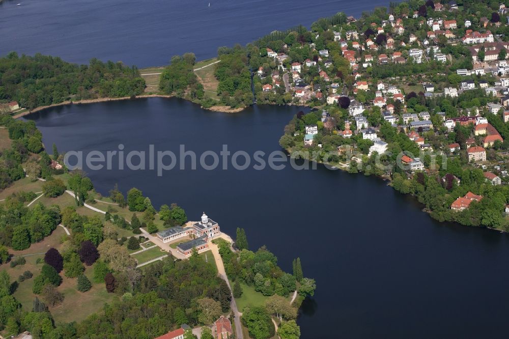 Aerial image Potsdam - City view of the downtown area on the shore areas Heiliger See in Potsdam with view to Marmorpalaisin the state Brandenburg, Germany