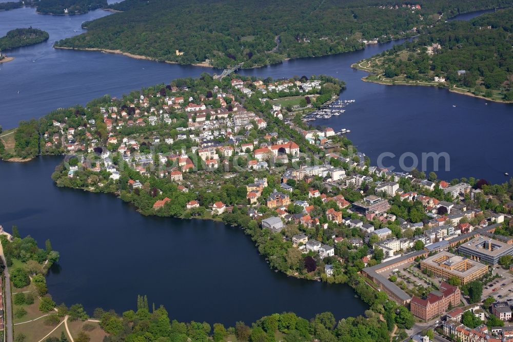 Potsdam from above - City view of the downtown area on the shore areas Heiliger See and Tiefer See in the district Berliner Vorstadt in Potsdam in the state Brandenburg, Germany