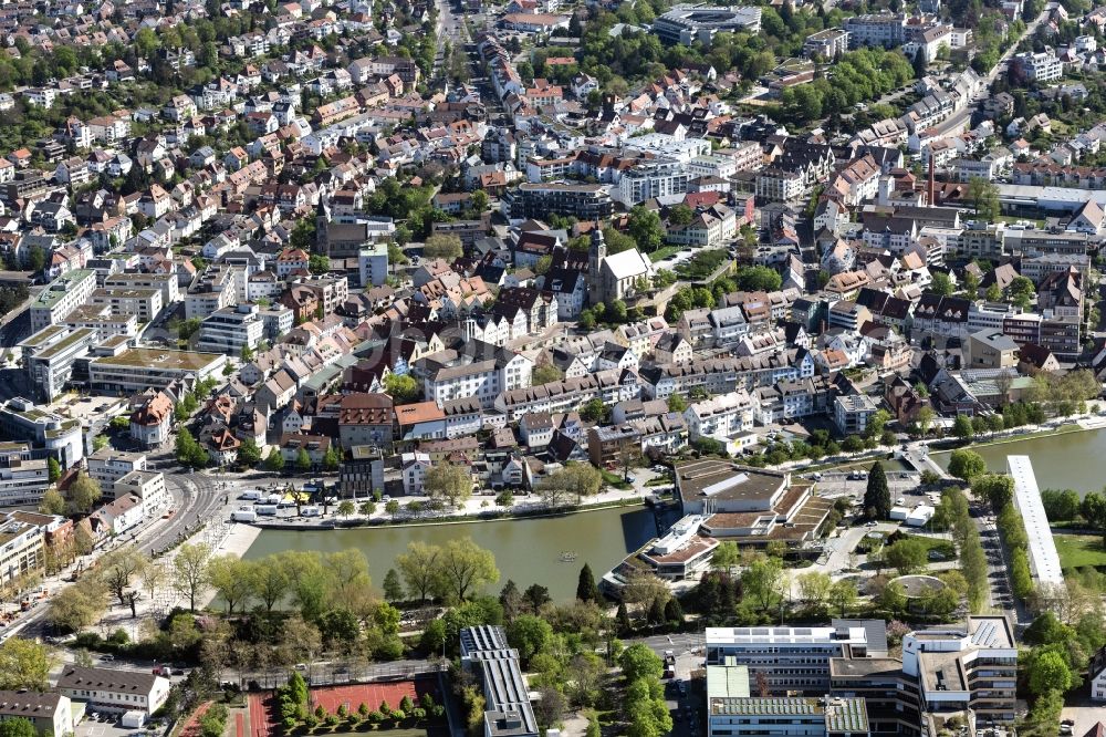 Böblingen from the bird's eye view: City view of the downtown area on the shore areas Oberen and Unteren See in Stadtgarten in Boeblingen in the state Baden-Wuerttemberg, Germany