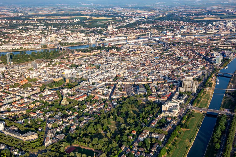 Mannheim from above - Inner city area with square-blocks between the rivers Rhine and Neckar in Mannheim in the state Baden-Wurttemberg, Germany
