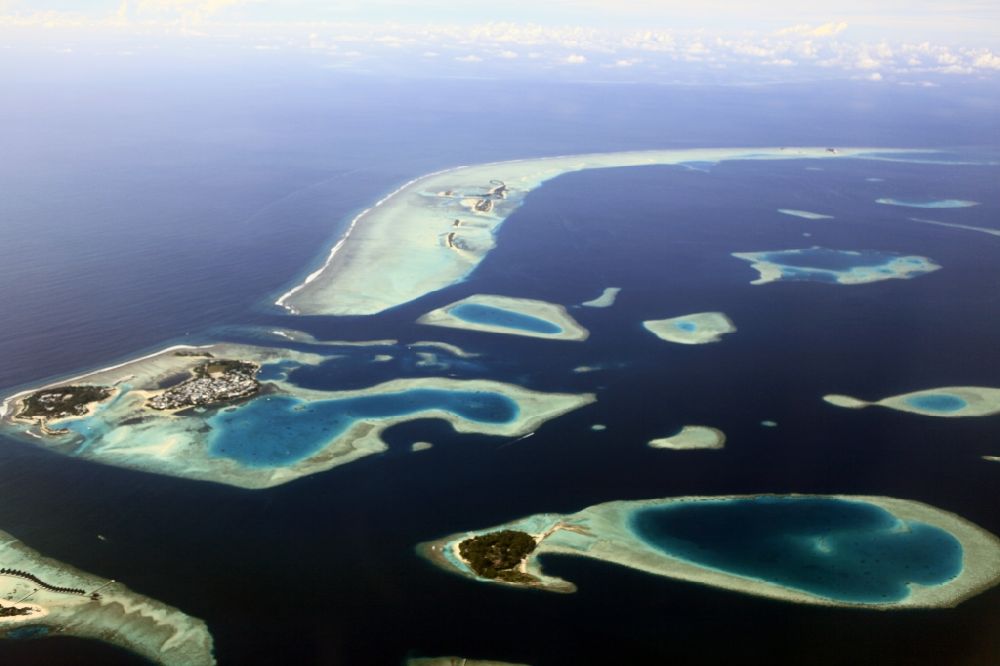 Aerial photograph Dharanboodhoo - Archipelagos in coastal areas of the Indian Ocean in Dhahran Boodhoo in Central Province, Maldives