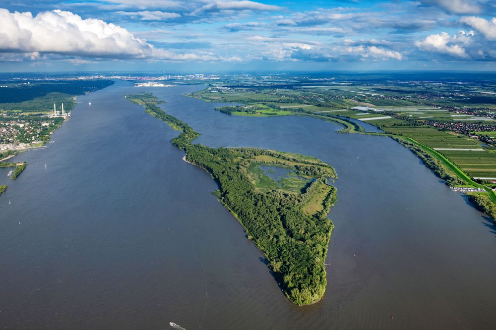 Aerial image Wedel - Hanskalbsand island in the Elbe near Wedel in the state of Schleswig Holstein