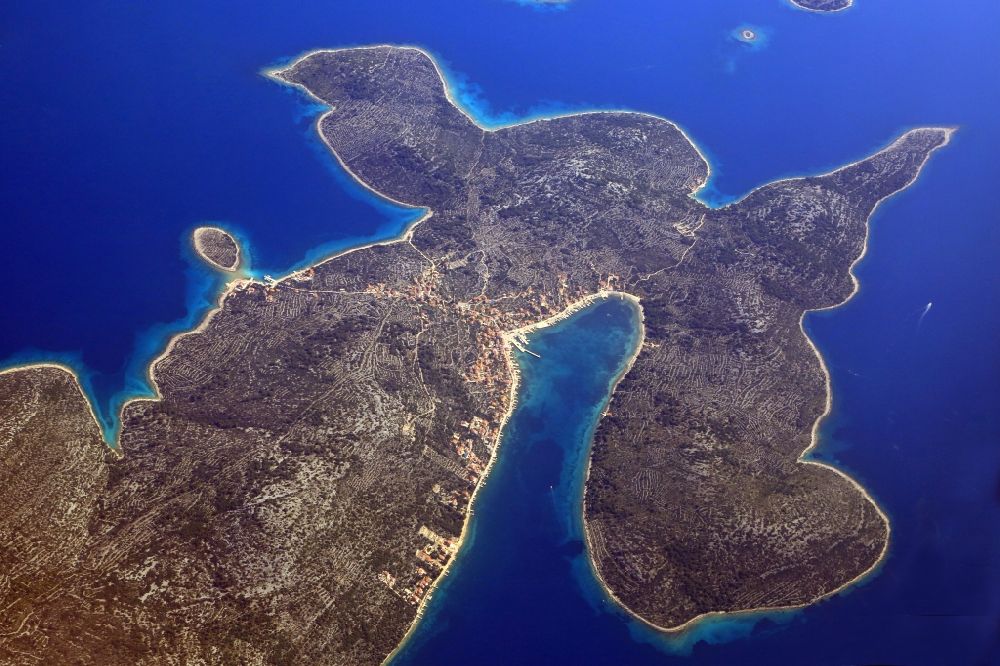 Aerial photograph Kaprije - Island Kaprije in the Mediterranean Sea archipelago and Adriatic Sea in Kaprije in Sibensko-kninska zupanija, Croatia
