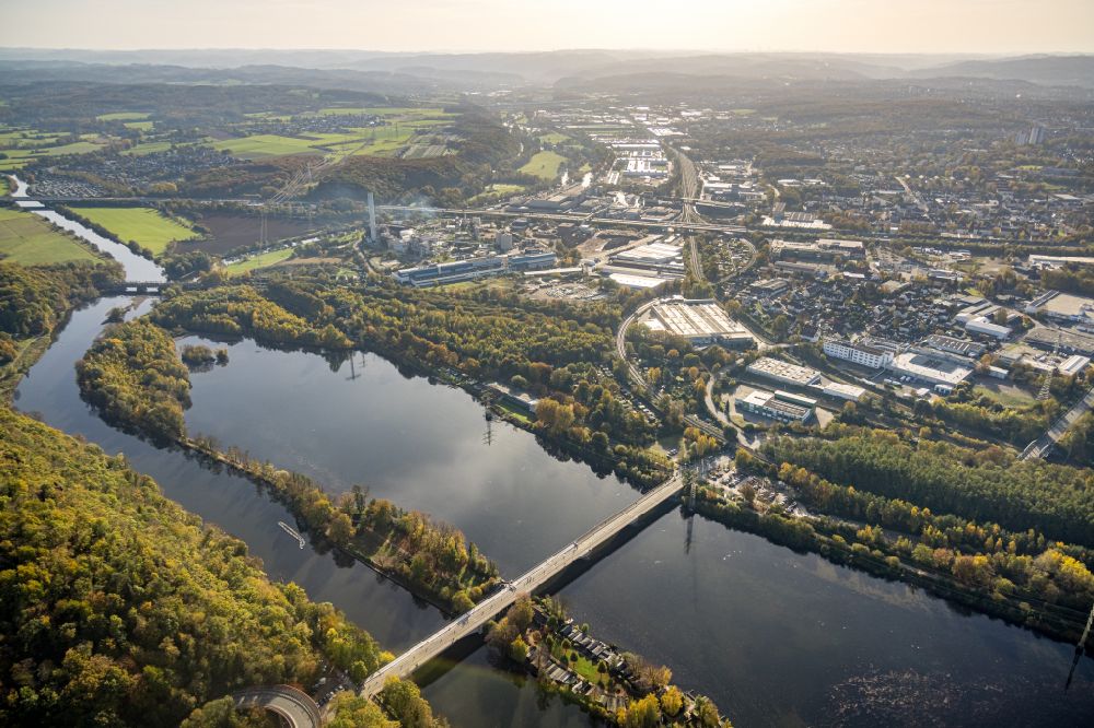 Aerial photograph Hagen - Island on the banks of the river course of the Ruhr with a bridge construction along the Dortmunder Strasse in the district Syburg in Hagen in the state North Rhine-Westphalia, Germany