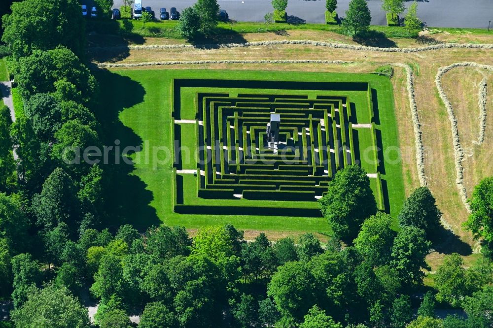 Aerial image Bad Driburg - Maze - Labyrinth on the premises of the hotel Graeflicher Park Health & Balance Resort in Bad Driburg in the state North Rhine-Westphalia, Germany