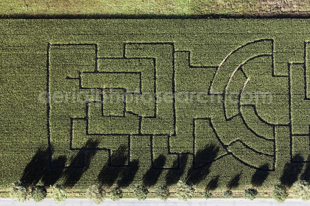 Uchte from above - Maze - Labyrinth with the outline of in a field in Uchte in the state Lower Saxony, Germany