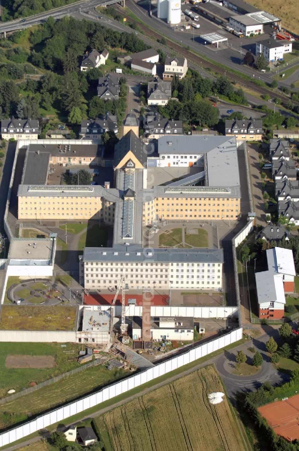Aerial image Diez - Prison grounds and high security fence Prison Dietz in Diez in the state Rhineland-Palatinate, Germany