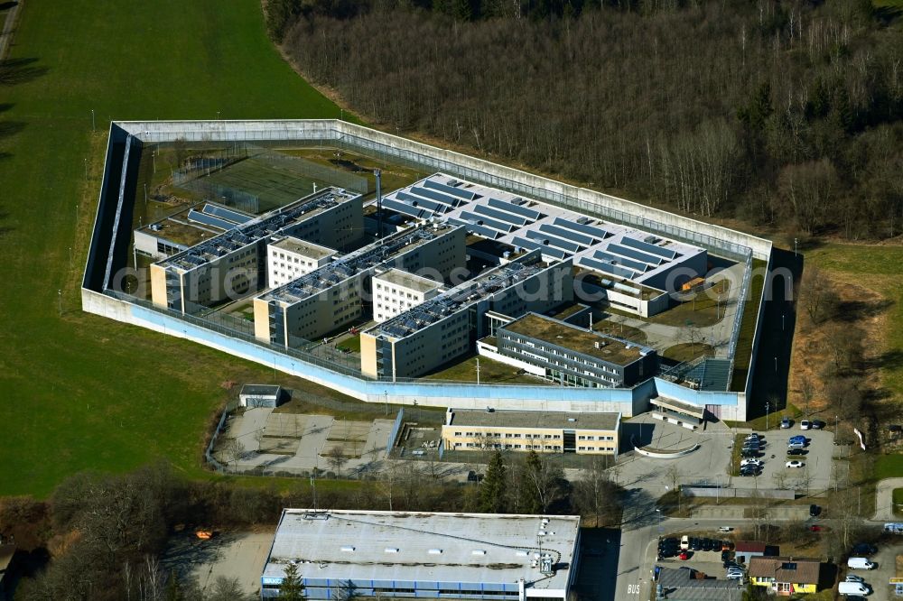 Kempten (Allgäu) from the bird's eye view: Prison grounds and high security fence Prison in Kempten (Allgaeu) in the state Bavaria, Germany