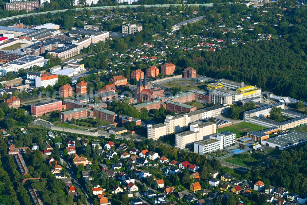 Berlin from above - Prison grounds and high security fence Prison Tegel on Seidelstrasse in the district Reinickendorf in Berlin, Germany