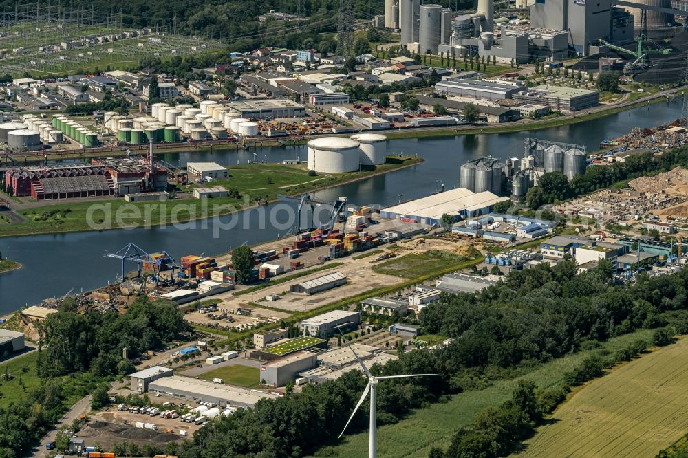 Karlsruhe from above - Quays and boat moorings at the port of the inland port Rheinhafen in Karlsruhe in the state Baden-Wuerttemberg, Germany