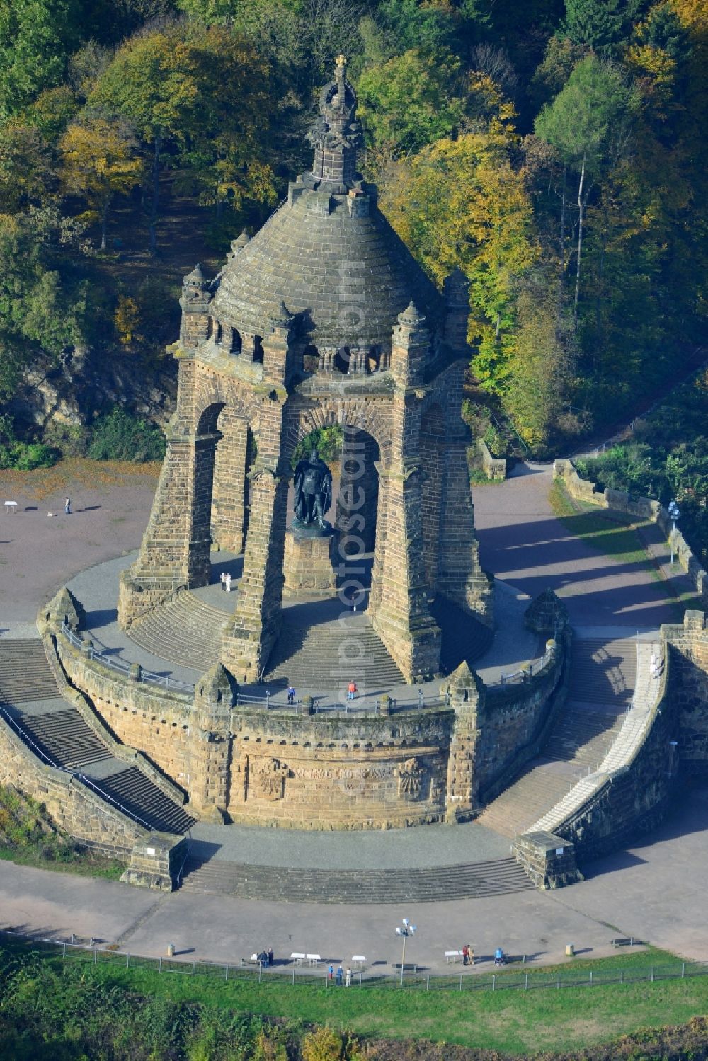Porta Westfalica from the bird's eye view: View of the Kaiser Wilhelm Memorial Porta Westfalica in North Rhine-Westphalia