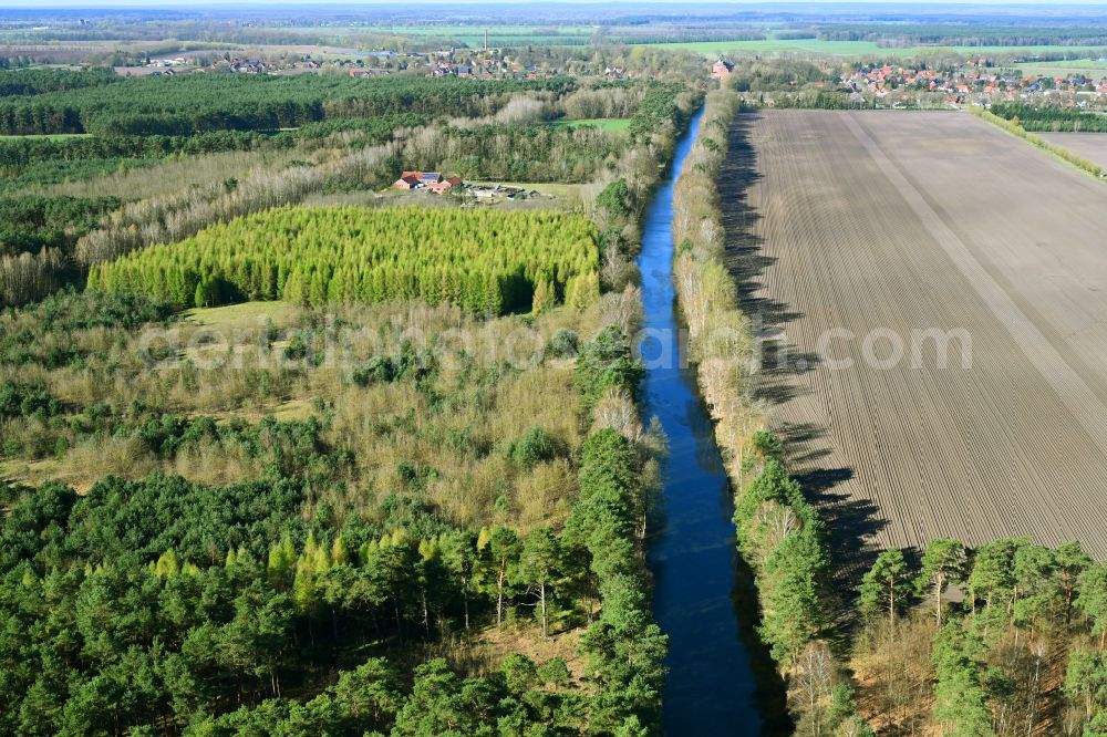 Neu Kaliß from above - Canal course and shore areas of the connecting canal MEW Mueritz-Elde-Wasserstrasse in Neu Kaliss in the state Mecklenburg - Western Pomerania, Germany