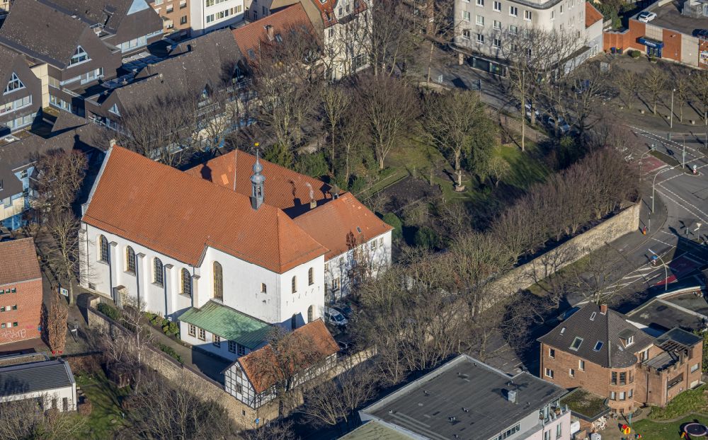Werne from above - Complex of buildings of the monastery Kapuziner-Kloster on street Suedmauer in Werne at Ruhrgebiet in the state North Rhine-Westphalia, Germany